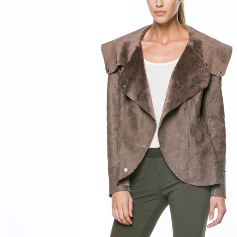 miilla🐘faux suede asymmetrical snap blazer Sz M